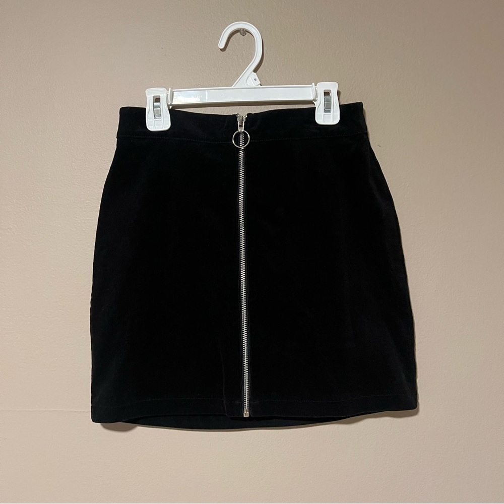 Forever 21 Black Mini Skirt with Front Zipper